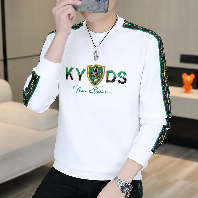 新款春季时尚舒适卫衣货号9Y02 L 白色