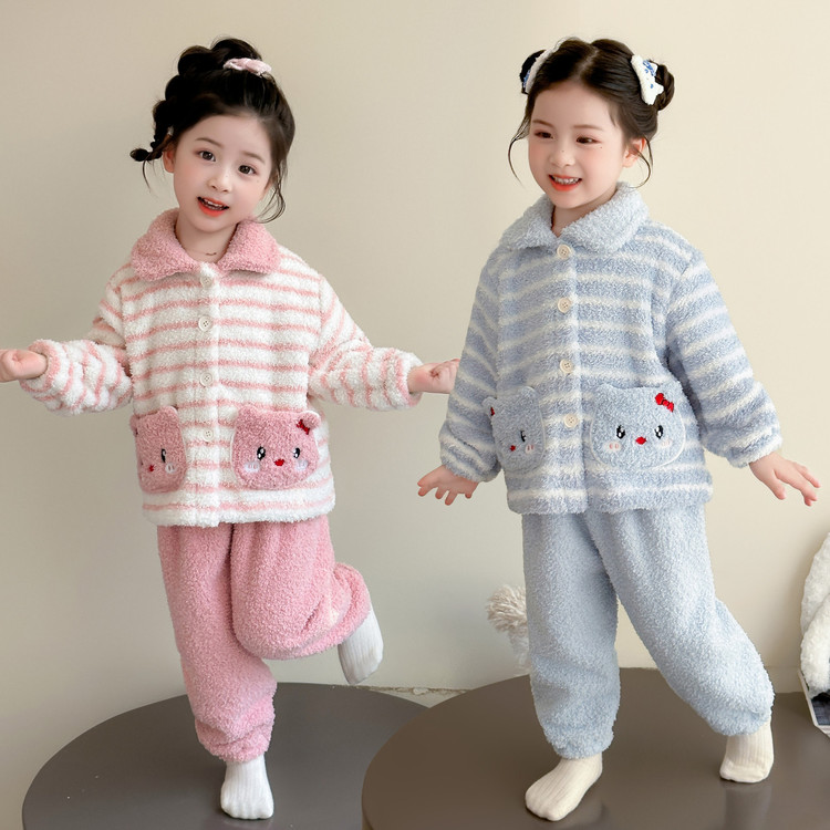 依彤蓓蓓&2585可爱猫咪口袋睡衣套装