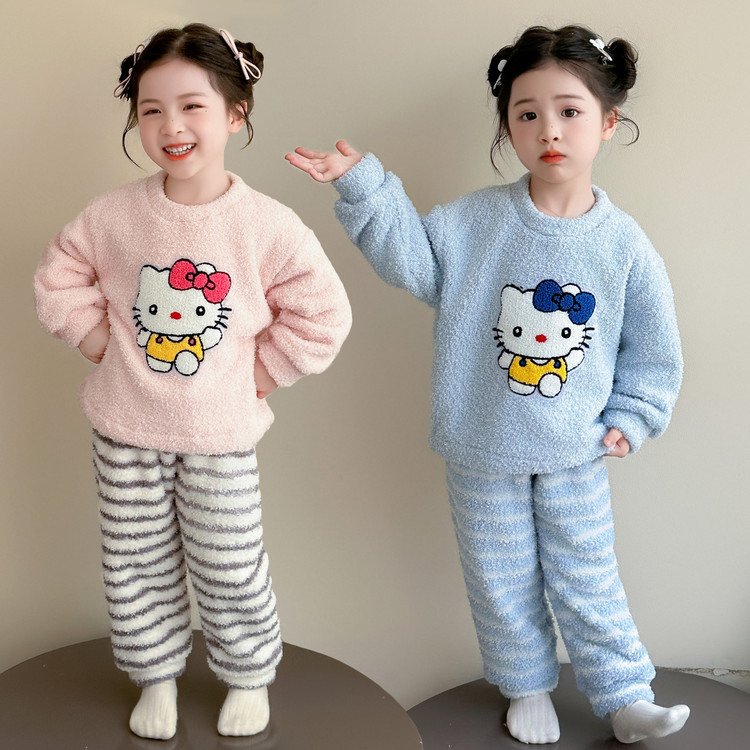 依彤蓓蓓&2590KT猫睡衣套装