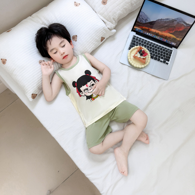 小核桃&L2582哪吒背心套装