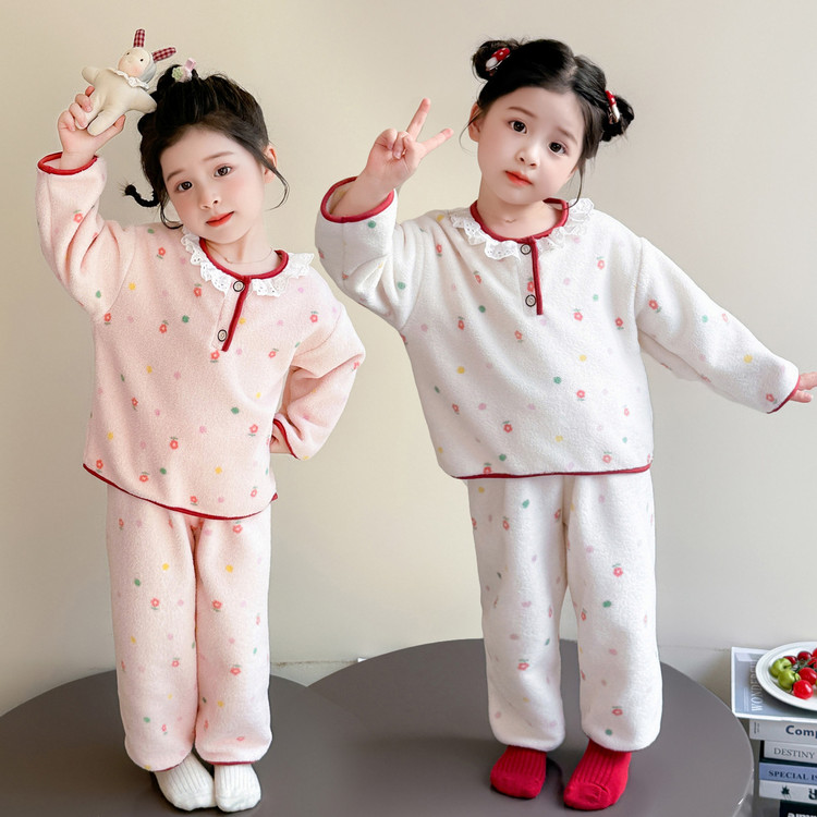 小核桃&B030花边领满印小花珊瑚绒睡衣套装