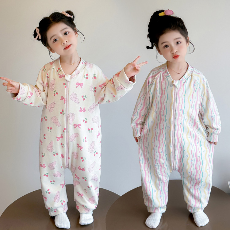 小核桃&B033蚕丝羊绒卡通印花双层加里布连体