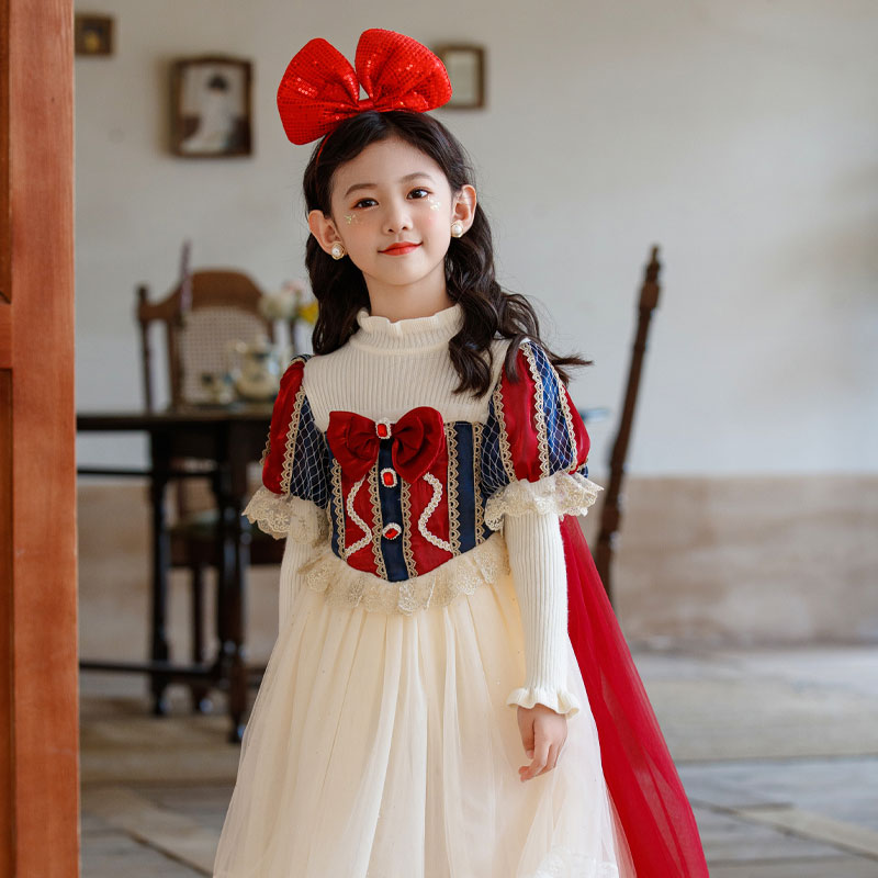 202309款莉娜白雪毛衣裙生日礼服潮流时尚可爱洋气