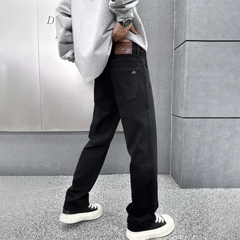 2025年秋冬新款黑色高端牛仔裤男士秋季宽松百搭直筒裤休闲长裤子