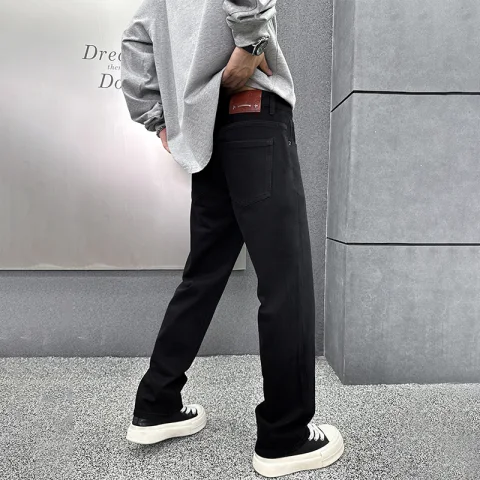 2025年秋冬新款黑色高端牛仔裤男士秋季宽松百搭直筒裤休闲长裤子